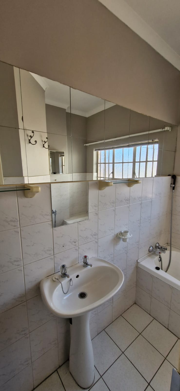 To Let 3 Bedroom Property for Rent in Uitsig Free State